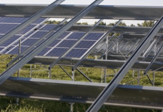 Metal structures for solar panels